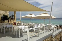 White Suites Resort