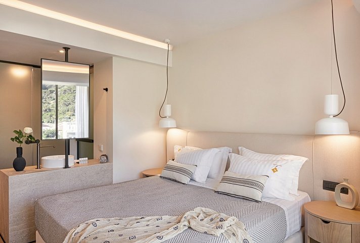 Erato by Samian Mare - Wohnbeispiel Doppelzimmer (Zimmercodierung DB9)