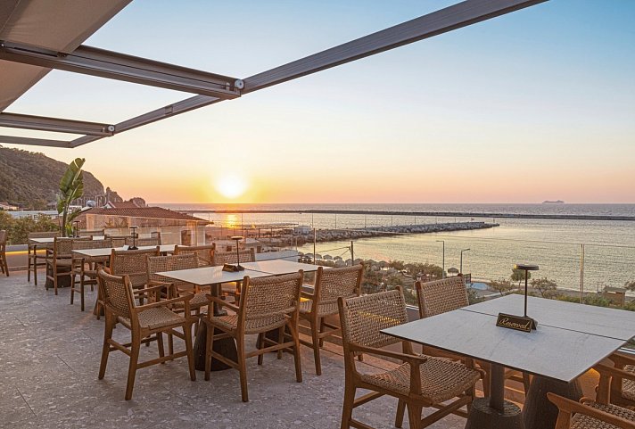 Erato by Samian Mare