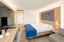 Medora Auri Family Beach Resort - Wohnbeispiel DZ Komfort Bergblick (Zimmercodierung DFB)