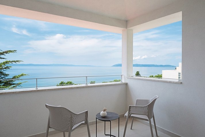 Bluesun Holiday Village Afrodita - Beispiel Balkon Juniorsuite (Zimmercodierung JBC)
