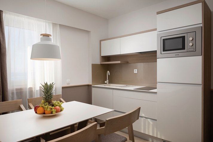 Tamaris Aparthotel - Wohnbeispiel Appartement 2 Schlafzimmer Balkon (Zimmercodierung OB1)