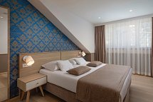 Tamaris Aparthotel - Wohnbeispiel DZ Economy Bergblick (Zimmercodierungen DEB & DC1)