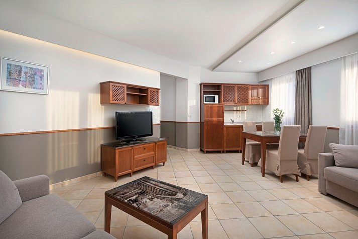 Tamaris Aparthotel - Wohnbeispiel Appartement 1 Schlafzimmer Meerblick (Zimmercodierung AB2)