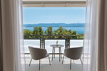 Bluesun Hotel Elaphusa - Beispiel Balkon Doppelzimmer Superior Meerseite Balkon (Zimmercodierung DSC)