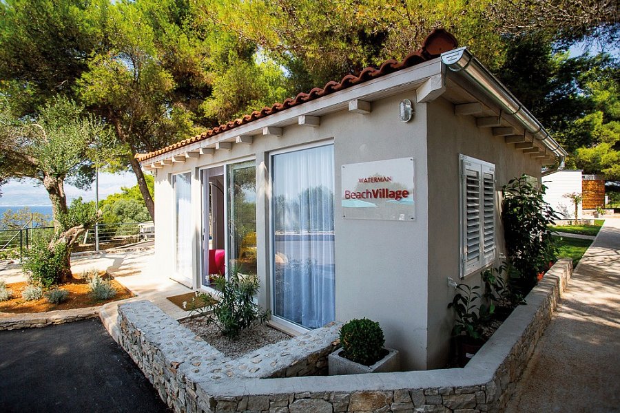 Waterman Beach Village Camp & Glamping - Rezeption