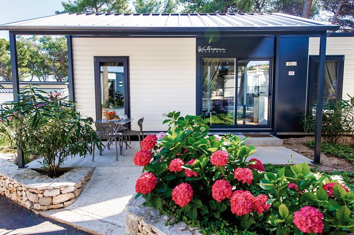 Waterman Beach Village Camp & Glamping - Wohnbeispiel Bungalow (Zimmercodierung BB1)