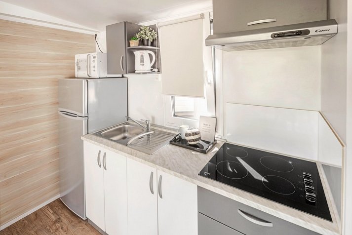 Waterman Beach Village Camp & Glamping - Wohnbeispiel Bungalow (Zimmercodierung BB1)