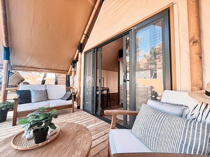 Waterman Beach Village Camp & Glamping - Wohnbeispiel Glamping-Zelt (Zimmercodierung CB1)