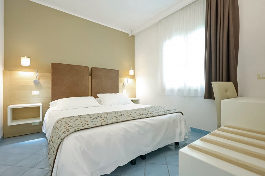Baia del Godano Resort & Spa - Wohnbeispiel Junior Suite (Zimmercodierung JB1)