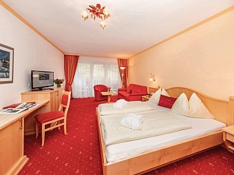 Hotel & Spa Urslauerhof - Wohnbeispiel Juniorsuite (Zimmercodierung JG1)