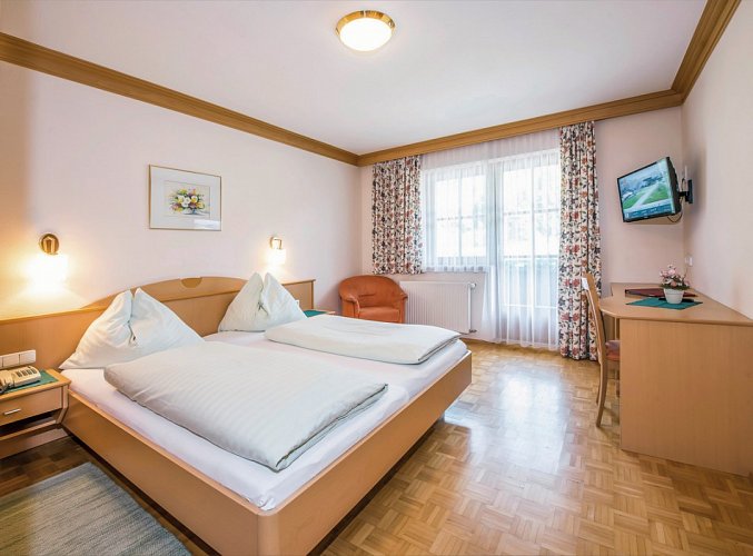 Hotel Gasthof Wachter - Wohnbeispiel Doppelzimmer Asitz (Zimmercodierungen DB1, TB1, EB1 & DC1)