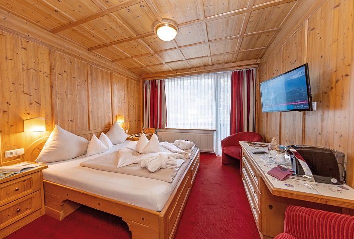 Latini - Wohnbeispiel Doppelzimmer Alpenrose (Zimmercodierung DG1)