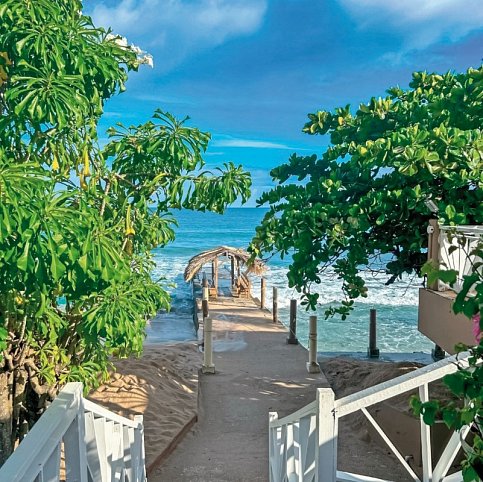 Tropikist Beach Hotel & Resort