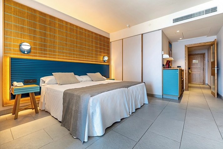 ADRIAN Hoteles Roca Nivaria Gran Hotel - Wohnbeispiel Juniorsuite Meerblick (Zimmercodierung JBM)