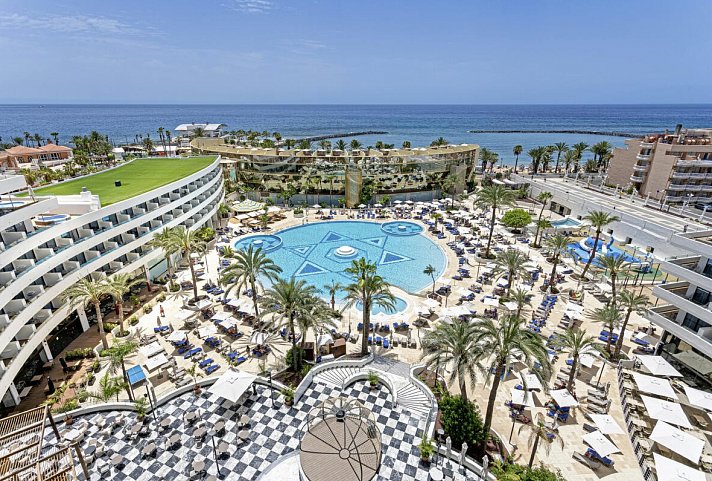 Mediterranean Palace