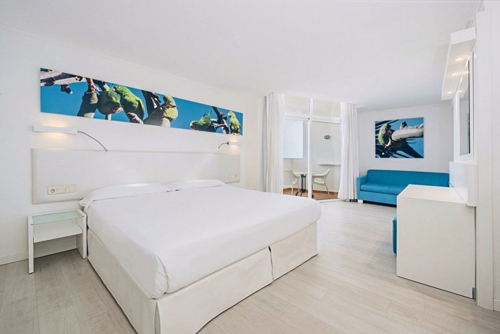 Iberostar Waves Bouganville Playa - Wohnbeispiel Familienzimmer (Zimmercodierungen FB1 & FB2)