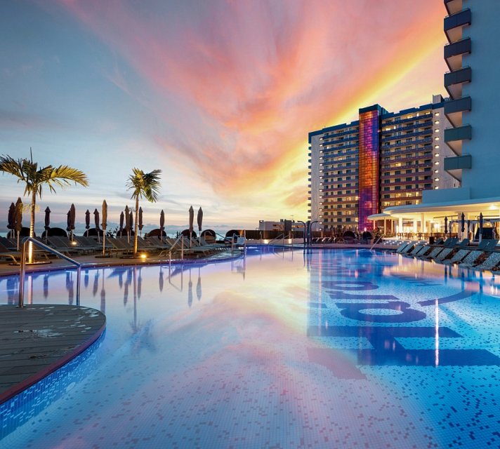 Hard Rock Hotel Tenerife