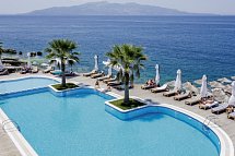 Santa Quaranta Premium Resort