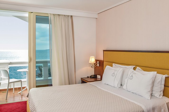 Santa Quaranta Premium Resort