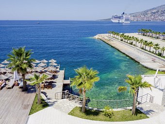 Santa Quaranta Premium Resort