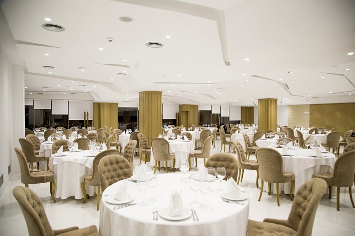 Santa Quaranta Premium Resort