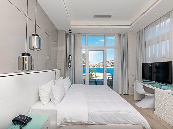 Demi Hotel - Wohnbeispiel Doppelzimmer Deluxe Meerblick (Zimmercodierung DDM)