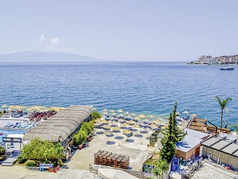 Demi Hotel