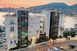 Demi Hotel