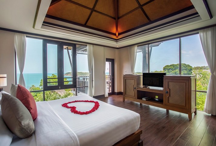 Nora Buri Resort & Spa - Wohnbeispiel Deluxe Hillside Sea View (Zimmercodierung UDM)