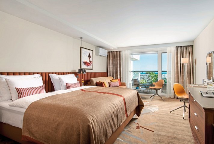 Maritim Hotel Amelia - Wohnbeispiel Doppelzimmer Deluxe Meerblick (Zimmercodierung DDM)