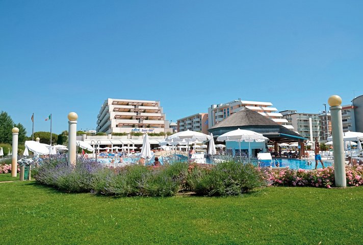 Savoy Beach Hotel & Thermal SPA
