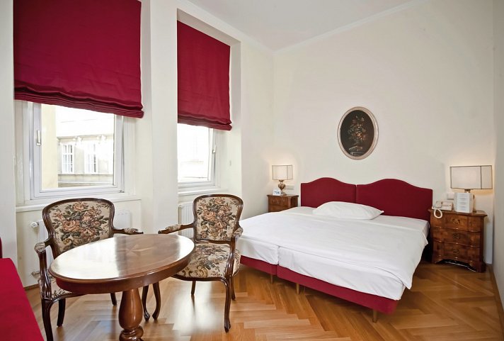 Hotel Regina - Wohnbeispiel Doppelzimmer Standard (Zimmercodierung DG1)