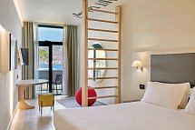 Park Hotel Casimiro - Wohnbeispiel Superior Fitness Zimmer mit seitlichem Seeblick (Zimmercodierung DSI)