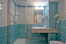 Savoy Palace - Badbeispiel (Zimmercodierung DB2)