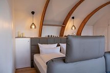 Sonnenresort Ettershaus - Wohnbeispiel Baumhaus Elvis Junior (Zimmercodierung BB1)