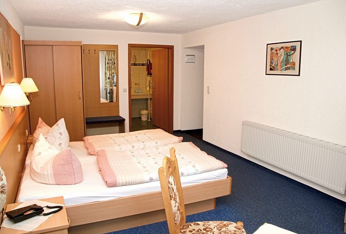 Hotel Zum Bürgergarten - Wohnbeispiel Doppelzimmer (Zimmercodierung DB1)