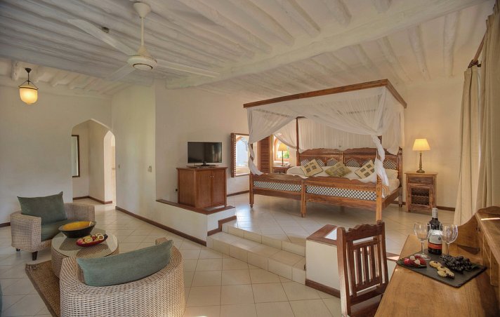 Bluebay Beach Resort & Spa