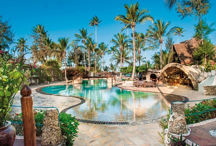 Jaz Amaluna Beach Resort