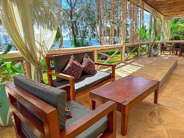 Paradise Beach Resort