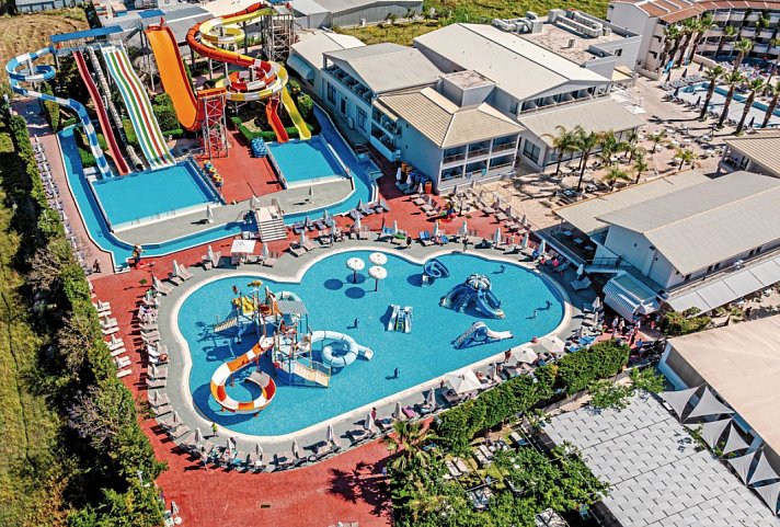 Caretta Beach Resort & WaterPark