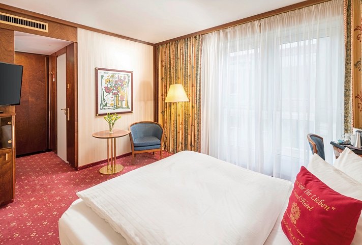 Best Western Premier Grand Hotel Russischer Hof - Wohnbeispiel Doppelzimmer Komfort (Zimmercodierung DF1)