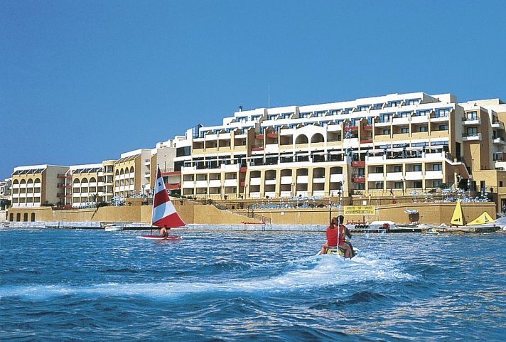 Marina Hotel Corinthia Beach Resort