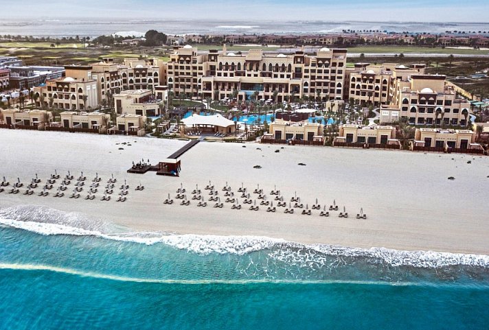 Saadiyat Rotana Resort & Villas