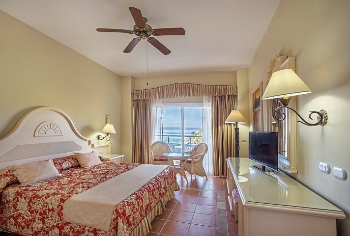 Eurostars Grand Cayacoa - Wohnbeispiel Deluxe Seaview (Zimmercodierung UDM)