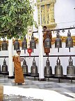 Erlebnis Nord-Thailand - Mönch im Wat Doi Suthep, Chiang Mai