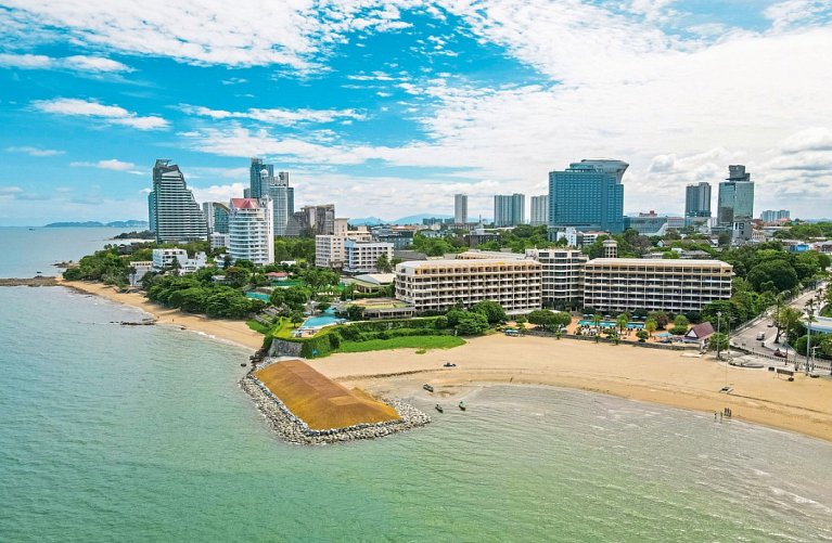 Dusit Thani Pattaya