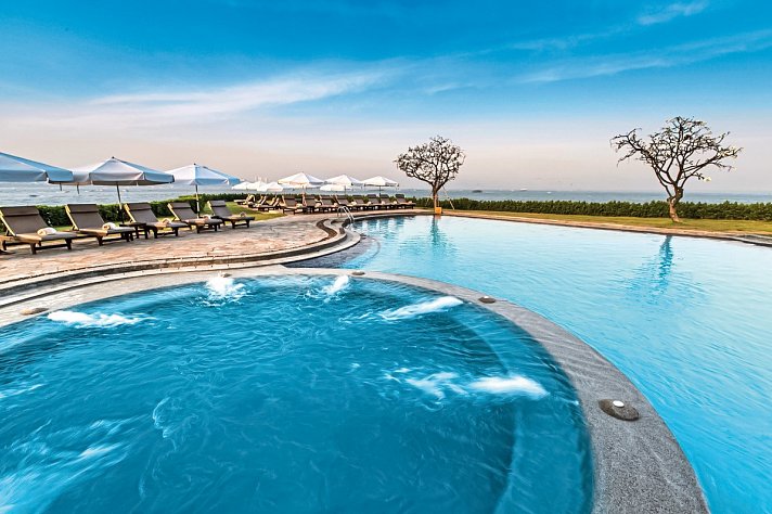 Dusit Thani Pattaya
