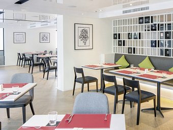 Travelodge Sukhumvit 11 - Restaurant 