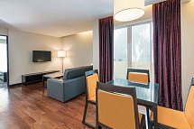 Radisson Suites Bangkok Sukhumvit - Wbsp. One Bedroom Suite with Balcony (Zimmercodierung WB2)